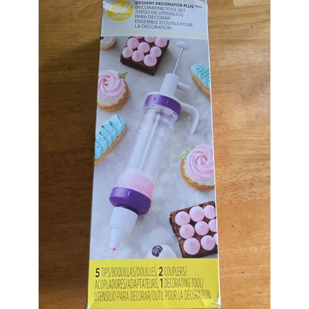 Wilton Dessert Decorator Plus